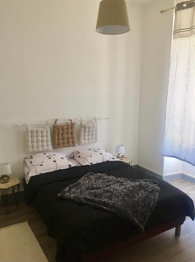 Charmant T2 Proche Vieille Ville Montluçon Zewnętrze zdjęcie